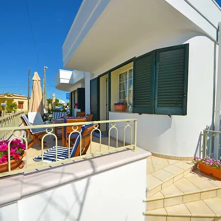 Holiday home Casa Baia Tramonto *