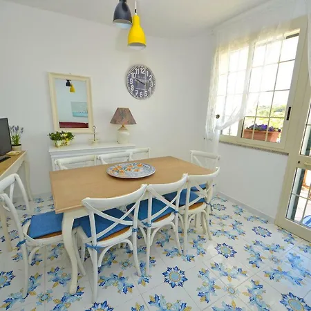 Casa Baia Tramonto Holiday home Patu